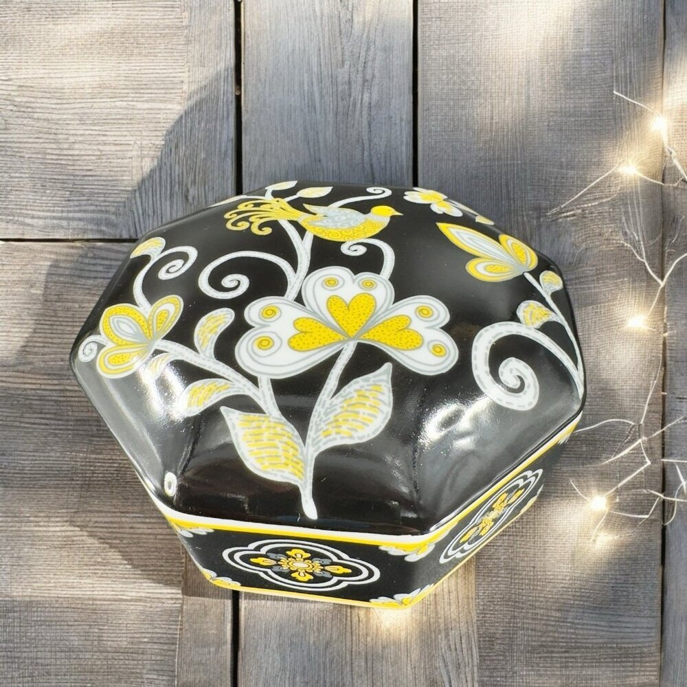 Vera Bradley Trinket Box Yellow Bird Covered Bowl Andrea by Sadek Porcelain VTG